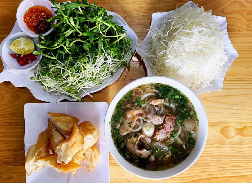 Bánh Canh Cá Lóc bảo lộc